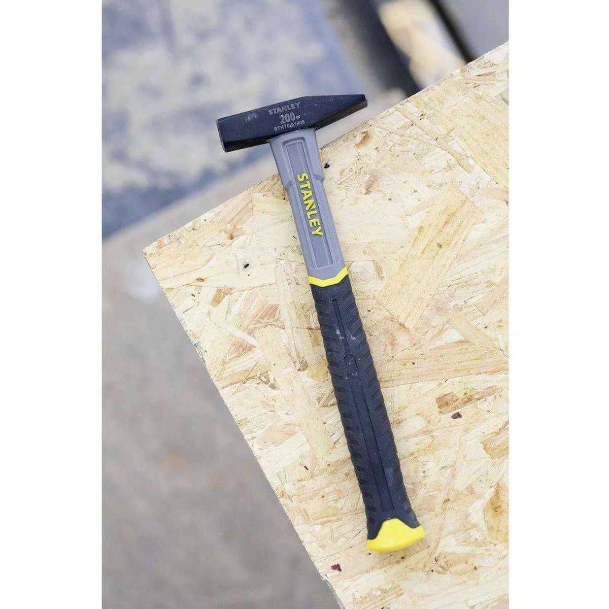 Stanley Schlosserhammer, 357 g, ergonomischer Griff, langlebig 4