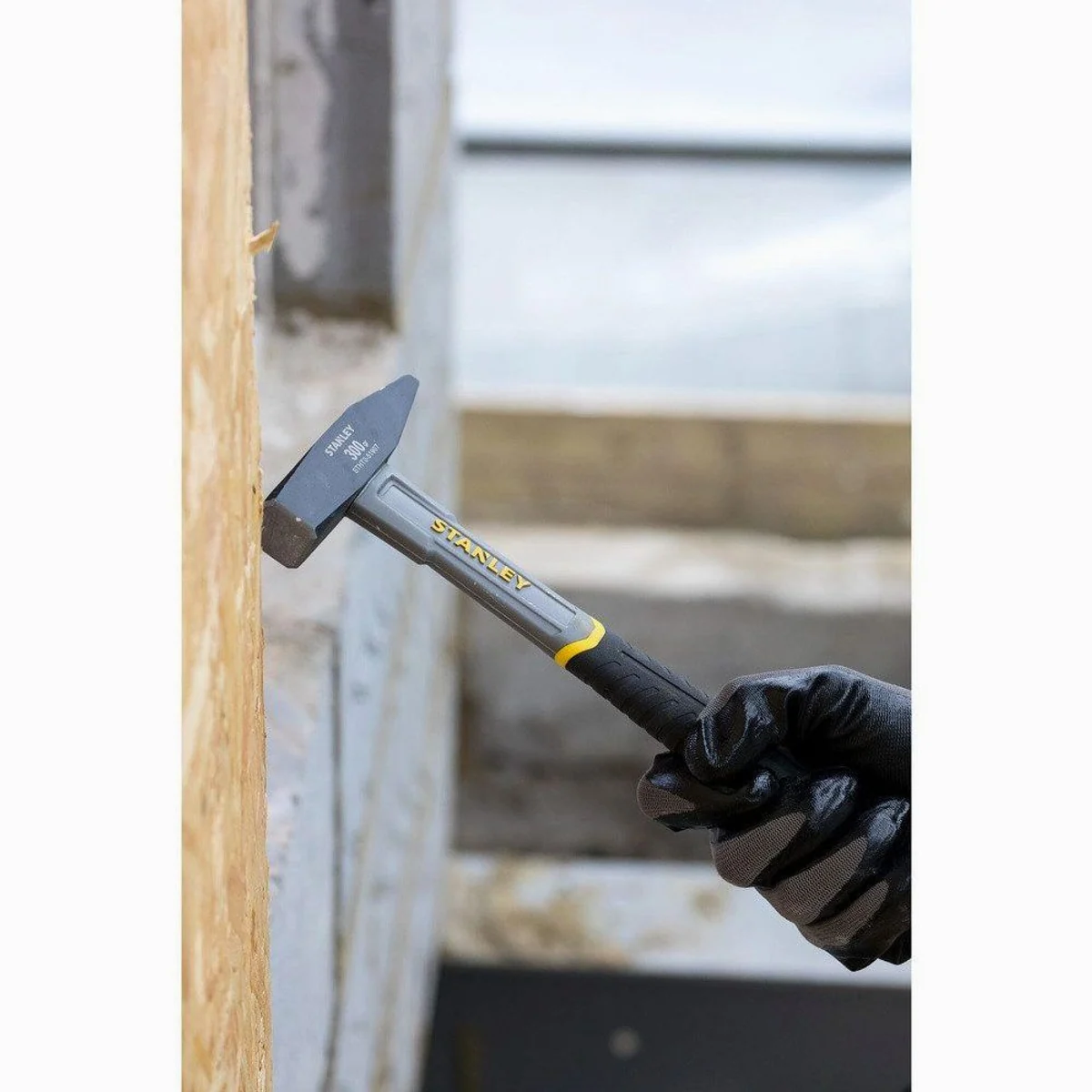 Stanley Schlosserhammer, 486 g, ergonomischer Griff, Fiberglas-Kern 2