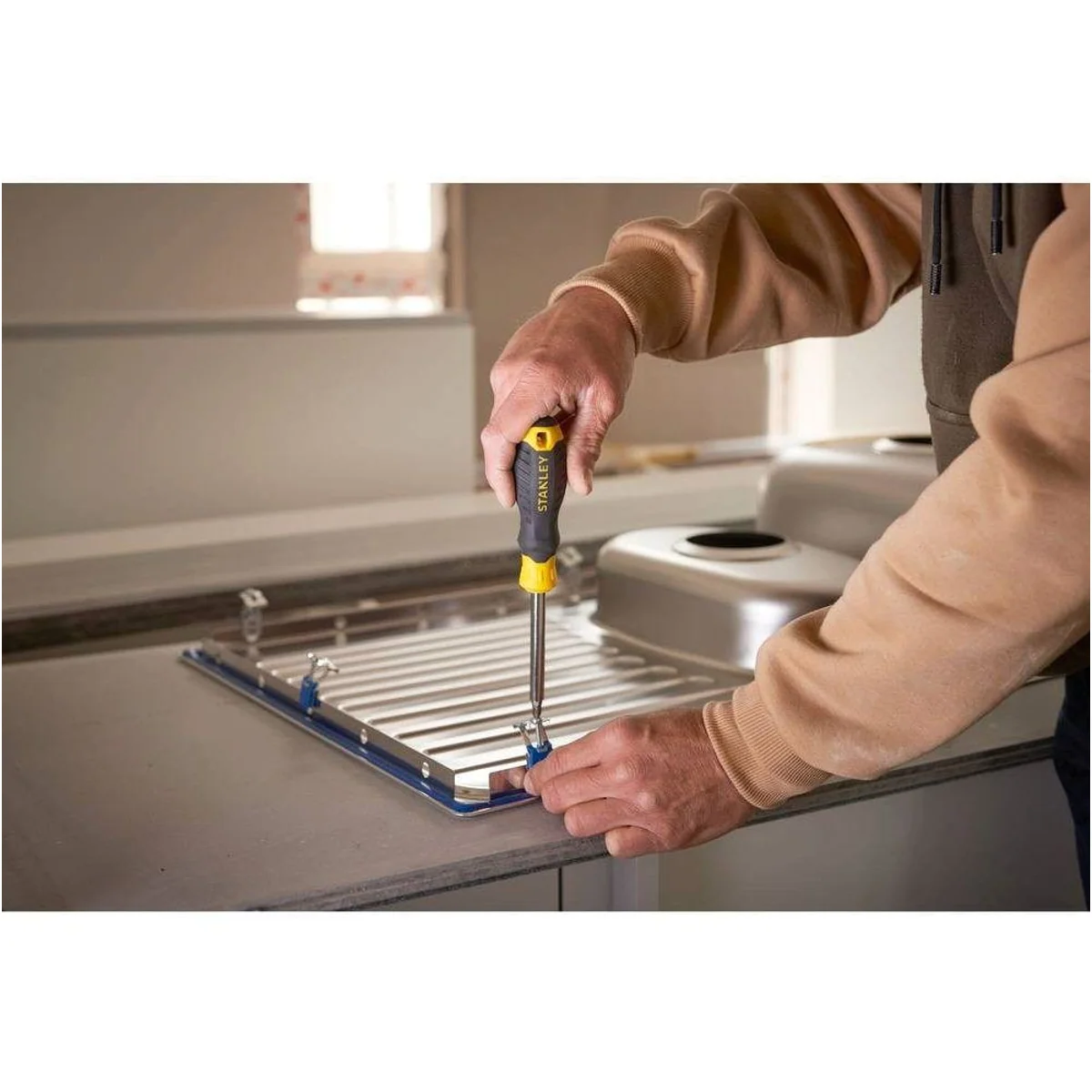 Stanley Multi-Schraubendreher-Set, 35 Teile, vielseitige Anwendung — optimal für Heimwerker 2