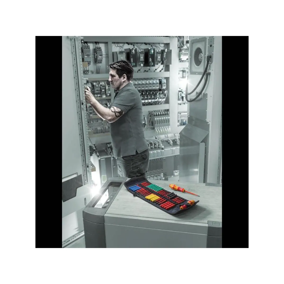 Wera Kraftform Kompakt VDE Big Pack 1, 26-teiliges Set, ergonomischer Handgriff, sicher bis 1.000 V 2